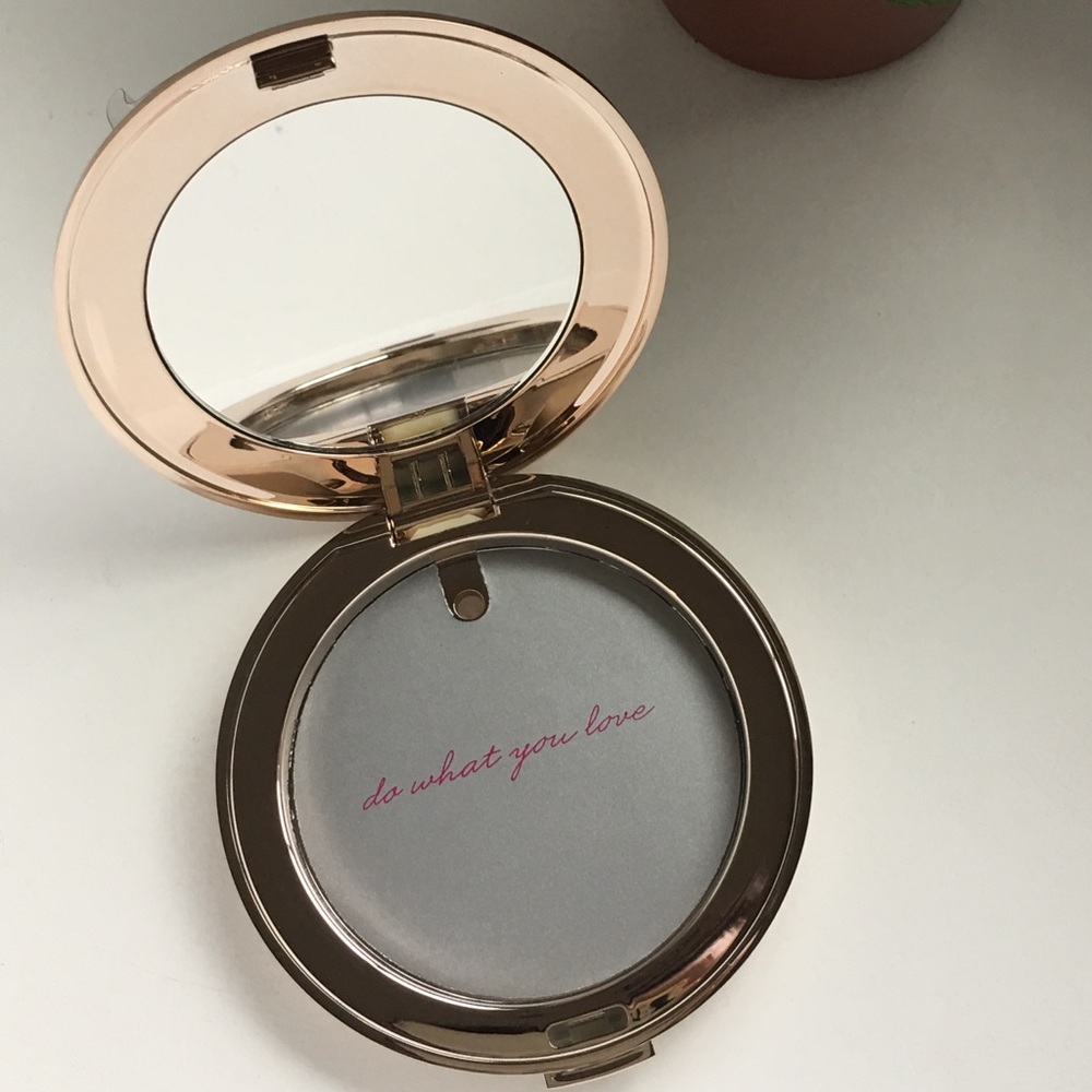 Jane Iredale Refillable Compact